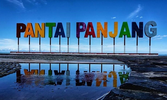 Pantai Panjang Bengkulu (Foto: @simonster)